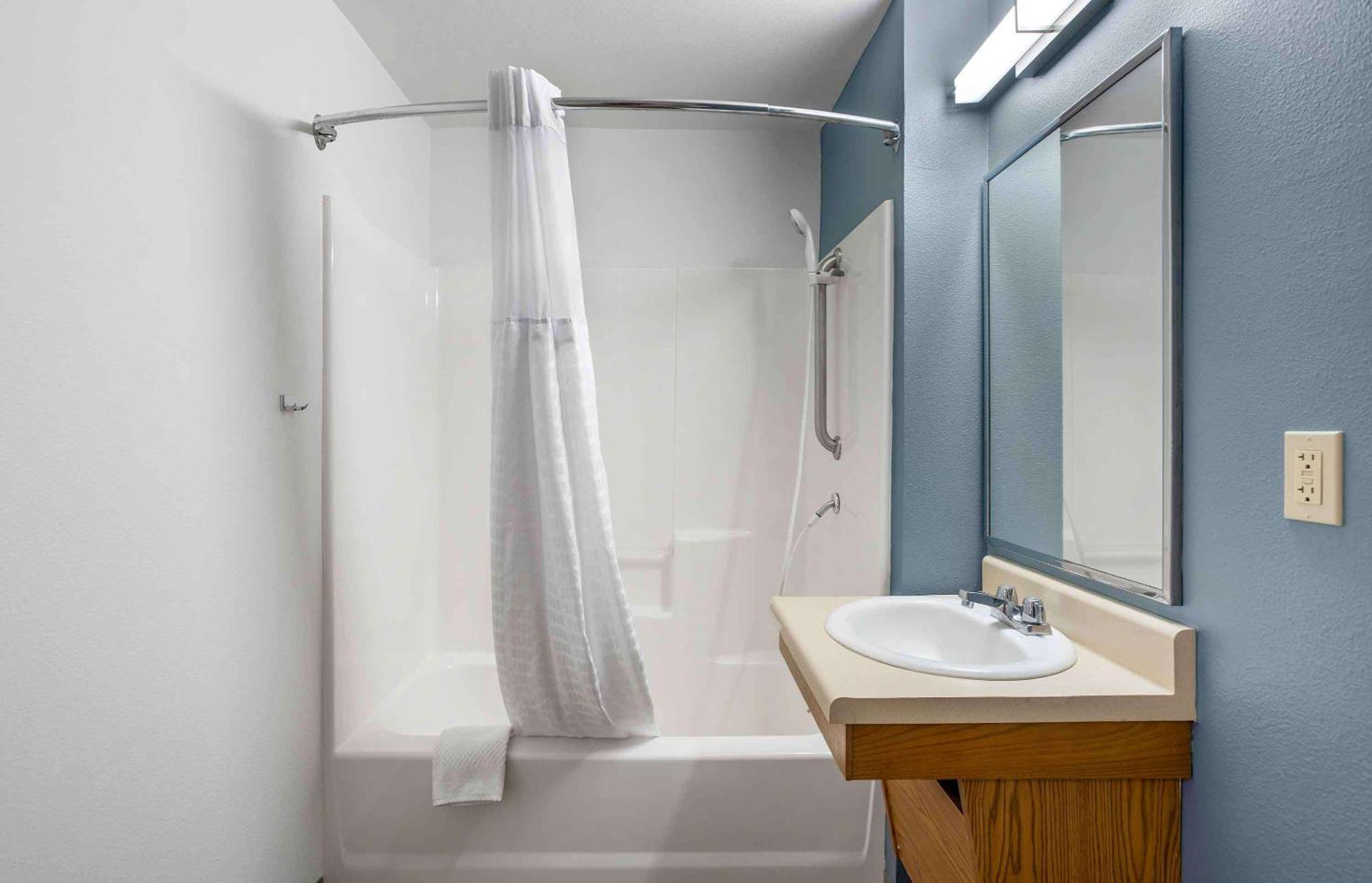 Extended Stay America Select Suites - Pensacola - Northeast Ferry Pass Ngoại thất bức ảnh
